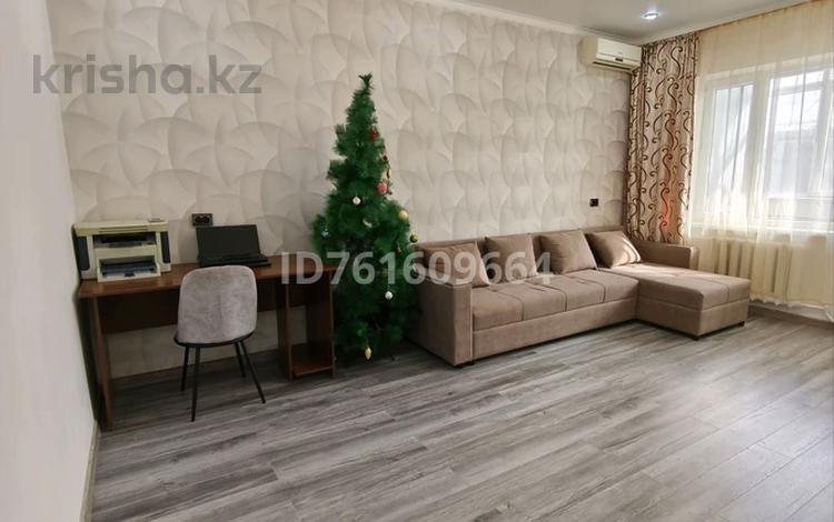 3-комнатная квартира · 68 м² · 5/5 этаж, Микрорайон Самал за ~ 21.6 млн ₸ в Таразе — фото 2
