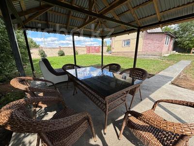 Дача · 2 комнаты · 72 м², Садовая за 28 000 ₸ в Астане, р-н Байконур