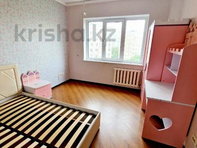 4-комнатная квартира · 100 м² · 8/9 этаж, мкр Жетысу-2 за 60 млн ₸ в Алматы, Ауэзовский р-н