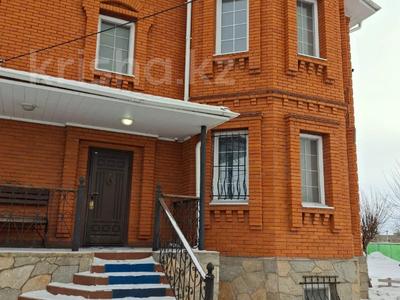 Отдельный дом · 5 комнат · 346.1 м² · 8.8 сот., Бассейная 34 — Возле пересечения Качарская и Ленина за 90 млн 〒 в Рудном