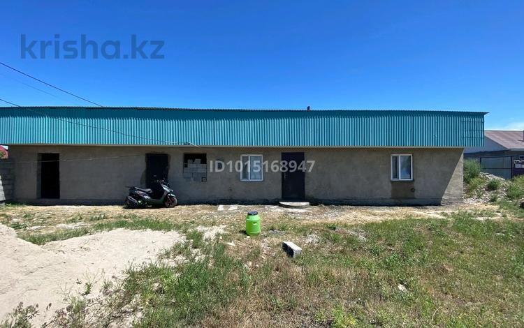 Отдельный дом · 4 комнаты · 100 м² · 10 сот., 11 7 за 17 млн ₸ в Талдыкоргане, село Ынтымак — фото 2
