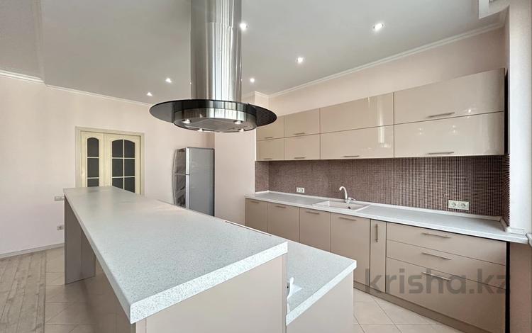 4-комнатная квартира · 170.9 м² · 10/13 этаж, Назарбаева 223 — Ганди за 169 млн ₸ в Алматы, Медеуский р-н — фото 12