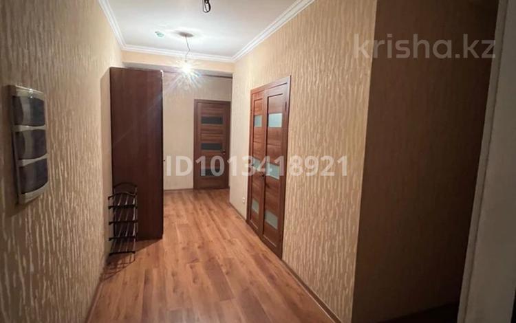2-бөлмелі пәтер · 74.5 м² · 5/9 қабат, Толе би 298/6 — Толе би - Утеген батыра. Сайран автовокзал, Городской пляж Сайран, Торгово-развлекательный комплекс Grand Park, бағасы: 300 000 ₸ в Алматы, Ауэзовский р-н — фото 2