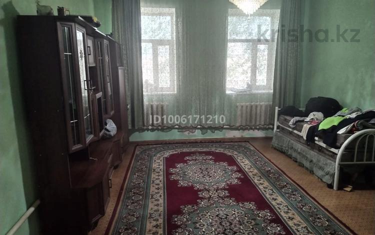 Үйдің бір бөлігі · 4 бөлме · 100 м² · 100 жүзд., Өмірбаев 2/1 — Цонның артында тұрған үй, бағасы: 1.9 млн ₸ в Форте-шевченко — фото 2