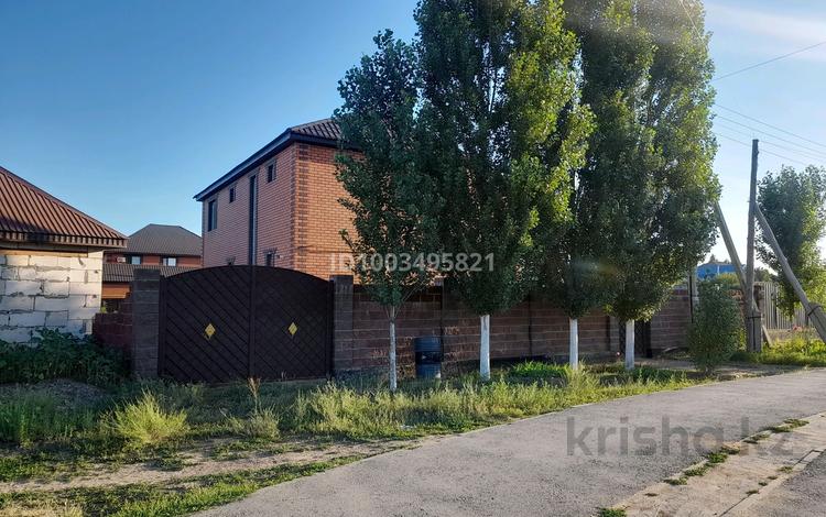 Жеке үй · 7 бөлме · 250 м² · 250 жүзд., Биекенова 90, бағасы: 65 млн ₸ в Актобе, жилой массив Заречный-3 — фото 10