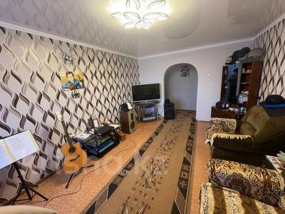 Продажа квартир в Костанайской обл.: 3-комнатная квартира · 71.1 м² · 5/5 этаж, Парковая 92А — Вернисаж, Гагаринский за 14.5 млн 〒 3-комнатная квартира · 71.1 м² · 5/5 этаж, Парковая 92А — Вернисаж, Гагаринский за 14.5 млн 〒 в Рудном