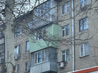 1-комнатная квартира, 35 м², 4/5 этаж помесячно, 17-й микрорайон, 17-й микрорайон 13 за 100 000 〒 в Шымкенте, Енбекшинский р-н