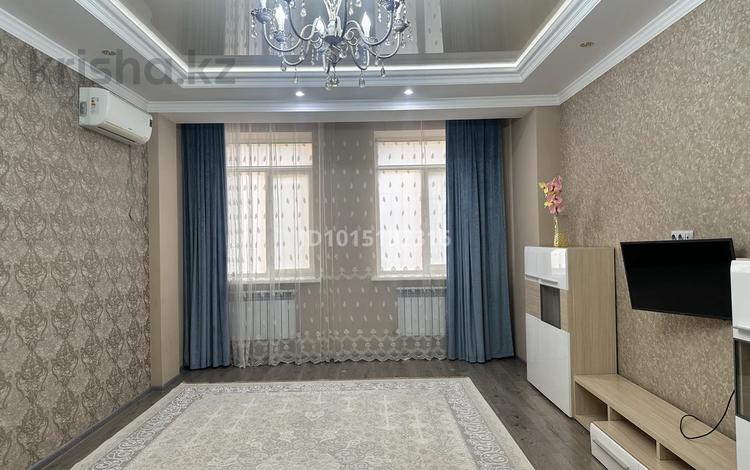 2-комнатная квартира · 86 м² · 2/7 этаж, мкр Нурсая, Акжарма 10 за 250 000 ₸ в Атырау — фото 3