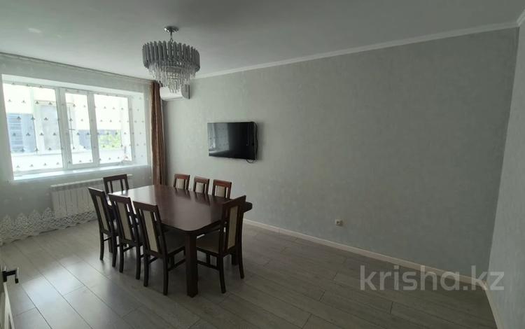 3-бөлмелі пәтер · 78 м² · 3/5 қабат, Алтын орда ш/а. 2м, бағасы: 38 млн ₸ в Актобе, мкр. Алтын орда — фото 6