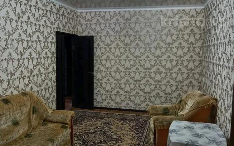 2-комнатная квартира, 55 м², 1/5 этаж помесячно, Гагарина за 120 000 〒 в Шымкенте, Абайский р-н — фото 2