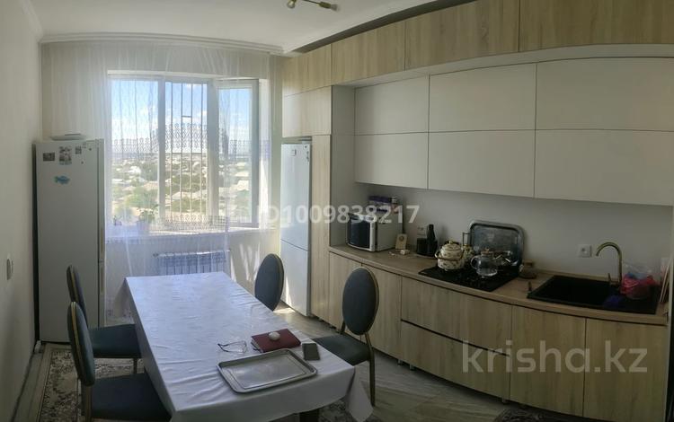 2-бөлмелі пәтер · 80 м² · 9/10 қабат, Сатпаева 30А, бағасы: 26 млн ₸ в Таразе — фото 7