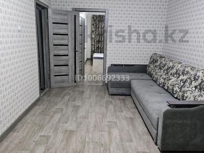 2-бөлмелі пәтер · 45 м² · 3/5 қабат, 2 мкр 3, бағасы: 200 000 〒 в Конаеве