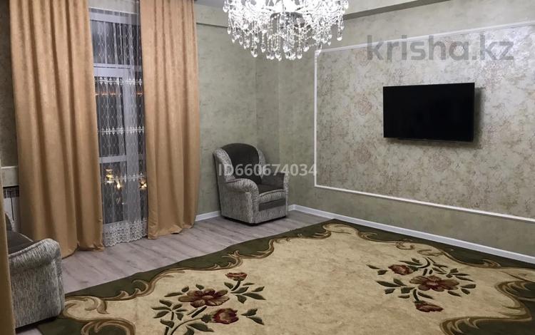 3-комнатная квартира · 118 м² · 3/14 этаж, 17-й мкр 11 за 450 000 ₸ в Актау — фото 12