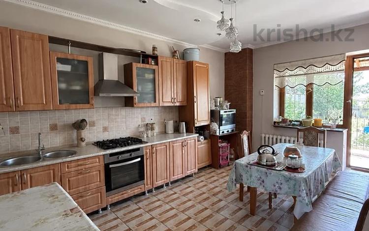 Отдельный дом · 5 комнат · 186.7 м² · 8 сот., Муканова 70 за 62.5 млн ₸ в Туздыбастау (Калинино) — фото 2