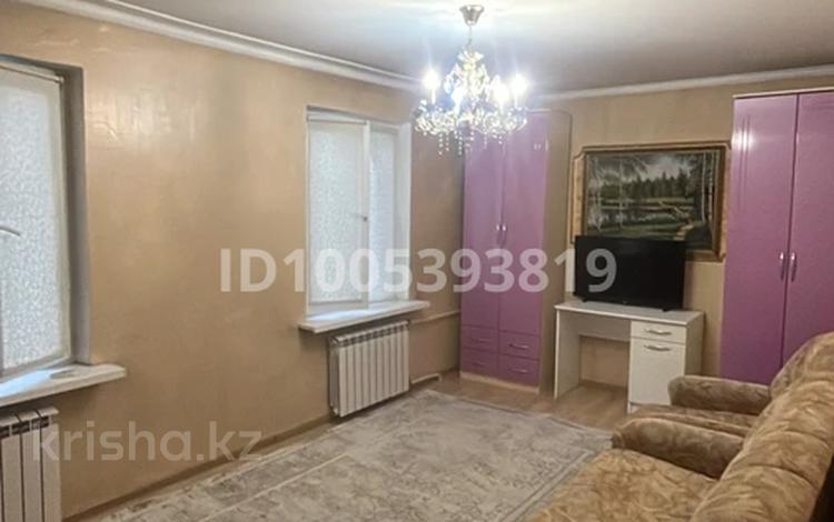 3-комнатная квартира · 88 м² · 5/5 этаж, мкр Коктем-1 за 400 000 ₸ в Алматы, Бостандыкский р-н — фото 2