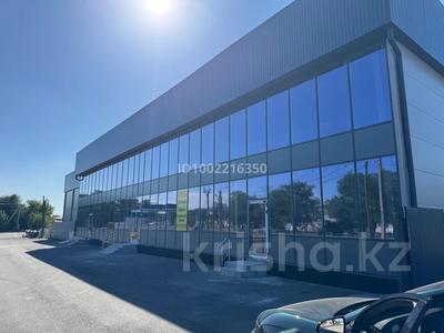 Еркін, кеңселер, дүкендер мен бутиктер · 1260 м², бағасы: ~ 4.4 млн 〒 в Таразе