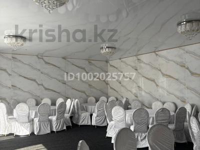 Дом · 7 комнат · 300 м², Чкалова 41 за 180 000 〒 в Петропавловске