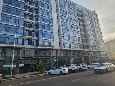 2-комнатная квартира · 80 м² · 6/9 этаж, Кулманова 35 за 380 000 ₸ в Атырау