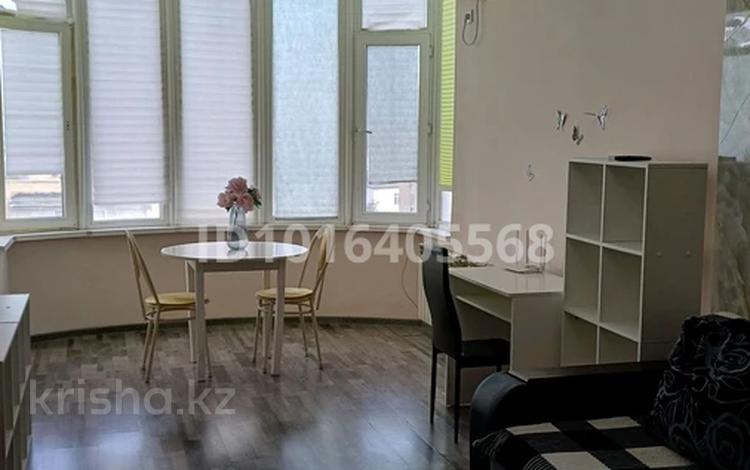 1-комнатная квартира · 52.5 м² · 5/5 этаж, 3-й мкр 18 за 125 000 ₸ в Актау — фото 2