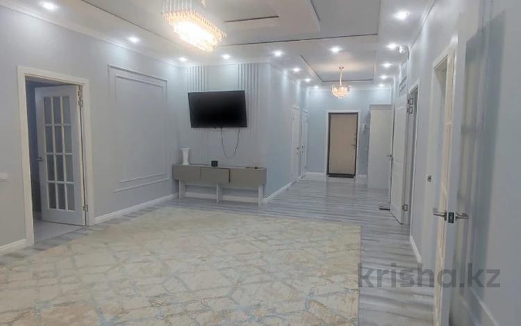 3-бөлмелі пәтер · 130 м² · 5/5 қабат, Алтын орда ш/а., бағасы: 38 млн ₸ в Актобе, мкр. Алтын орда — фото 2