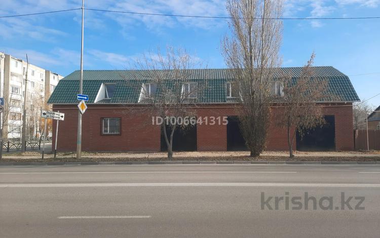 Свободное назначение · 305 м² за 60 млн 〒 в Костанае — фото 2