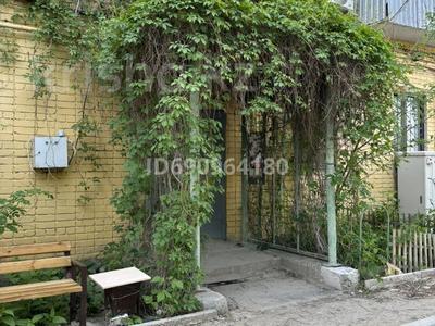 2-бөлмелі пәтер · 45.1 м² · 5/5 қабат, Азаттык 127, бағасы: 14 млн ₸ в Атырау, мкр Жилгородок