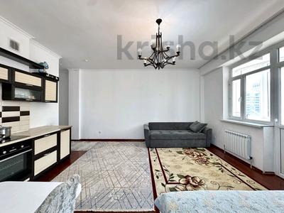 2-бөлмелі пәтер · 58 м² · 8/12 қабат, Алматы, бағасы: ~ 33.6 млн ₸ в Астане, Есильский р-н
