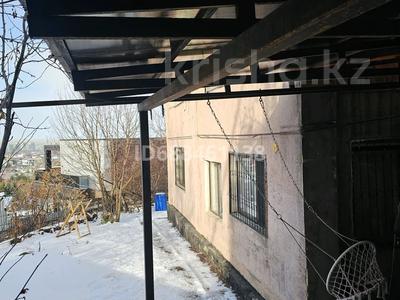 Отдельный дом · 7 комнат · 220 м² · 6 сот., мкр Ерменсай, Бактыгереева за 65 млн 〒 в Алматы, Бостандыкский р-н