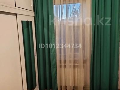 3-комнатная квартира · 64 м² · 2/5 этаж, 4-й микрорайон, 4-й микрорайон 4 за 130 000 ₸ в Шымкенте, Туран р-н