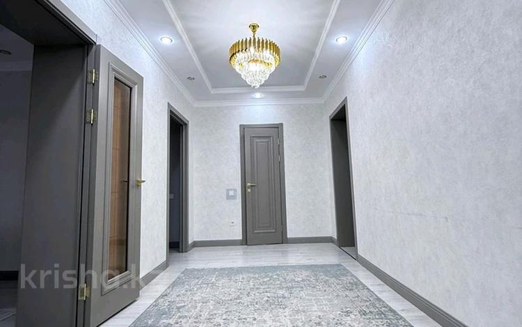 3-бөлмелі пәтер · 112 м² · 9/9 қабат, мкр. Алтын орда, бағасы: 39.5 млн 〒 в Актобе — фото 2