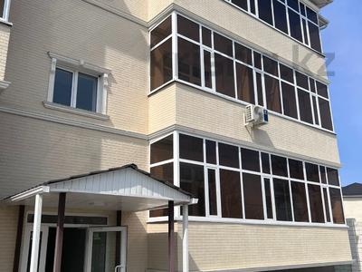 4-комнатная квартира, 153 м², 3/3 этаж, Кашаганова за 45 млн 〒 в Таразе