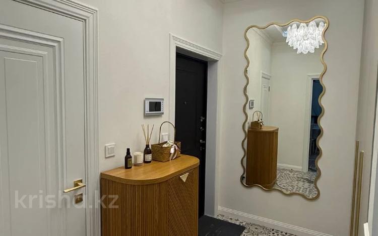 2-бөлмелі пәтер · 73.3 м² · 7/7 қабат, Тауелсиздик 21/1, бағасы: 75 млн ₸ в Астане, Алматы р-н — фото 2