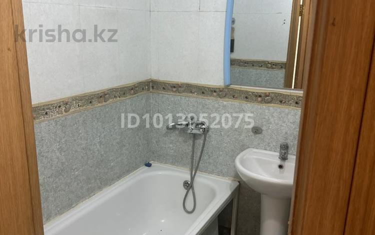3-комнатная квартира · 65 м² · 2/5 этаж, мкр Таугуль 49 — Жандосова-Береговой за 15 000 ₸ в Алматы, Ауэзовский р-н — фото 2