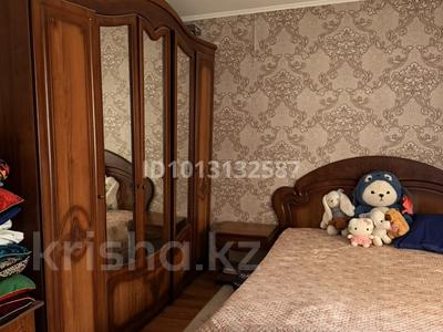 Отдельный дом · 4 комнаты · 169 м² · 4.5 сот., 11-й микрорайон, 11-й микрорайон за 30 млн ₸ в Шымкенте, Енбекшинский р-н