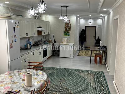 Отдельный дом · 6 комнат · 130 м² · 60 сот., Джангильдина 34 — 81 квартал за 60 млн ₸ в Жезказгане