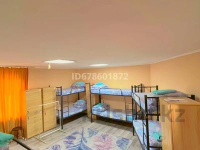 Отдельный дом · 10 комнат · 257 м² · 8 сот., мкр Думан-1 за 1.5 млн ₸ в Алматы, Медеуский р-н