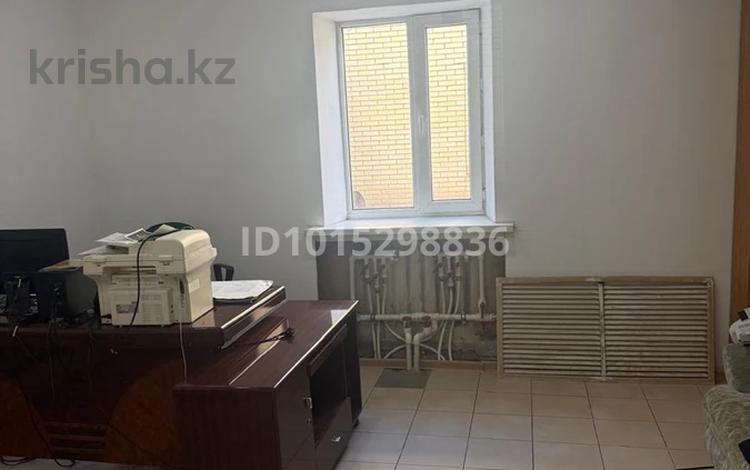 Жеке үй · 3 бөлме · 100 м² · 10 жүзд., Кабанбай батыр 9, бағасы: 175 000 ₸ в Уштобе — фото 2