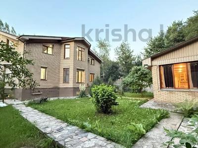 Отдельный дом · 8 комнат · 408 м² · 9.5 сот., Дружба-Спорт 70 за 290 млн ₸ в Алматы, Медеуский р-н