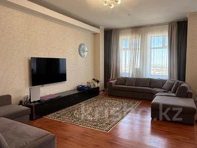 3-бөлмелі пәтер · 135 м² · 21/36 қабат, Кабанбай батыра 11, бағасы: 68 млн ₸ в Астане, Есильский р-н