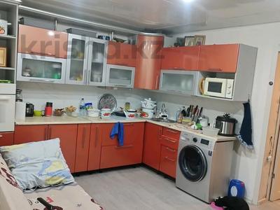 Отдельный дом · 3 комнаты · 56 м² · 8 сот., Мира за 13.3 млн 〒 в Якоре