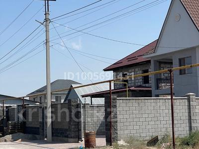 Отдельный дом · 7 комнат · 300 м² · 5 сот., Суенбая 216 за 35 млн 〒 в Исаеве