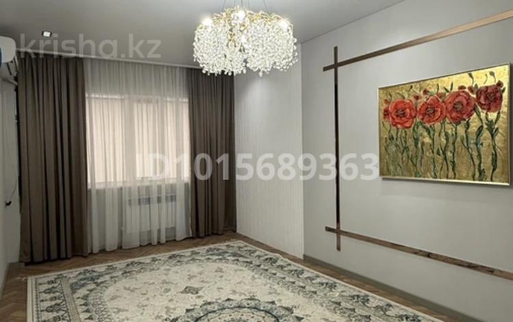 2-комнатная квартира · 90 м² · 6/7 этаж, 17-й мкр 51 дом за 300 000 ₸ в Актау — фото 2