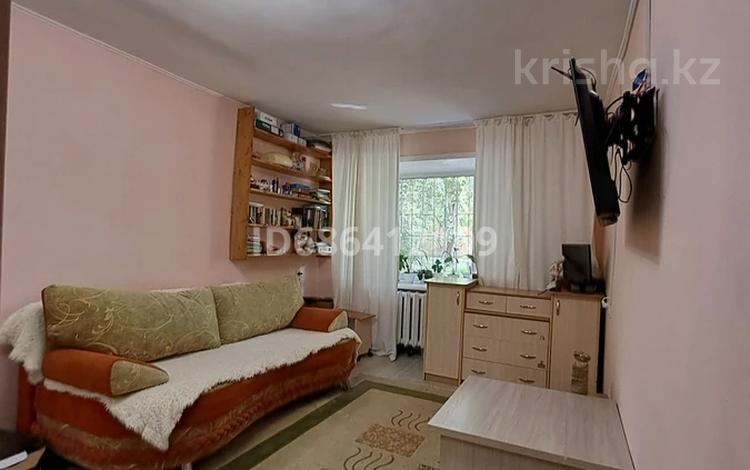 3-комнатная квартира, 54.7 м², 1/4 этаж, Сураганова за 17 млн 〒 в Павлодаре — фото 2