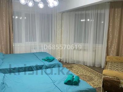 3-бөлмелі пәтер · 70 м² · 2/5 қабат, Утепова — Утепова, бағасы: 20 000 ₸ в Усть-Каменогорске