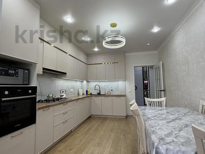 4-комнатная квартира · 130 м² · 3/5 этаж, мкр. Алтын орда, Мустафа Шокая за 52 млн 〒 в Актобе