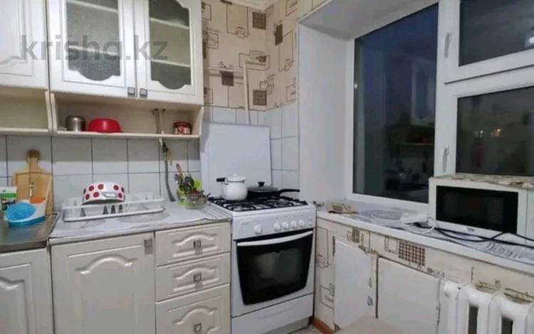 2-комнатная квартира · 45.5 м² · 4/4 этаж, Жукова 11 — Сокол за 10.5 млн ₸ в Уральске — фото 6