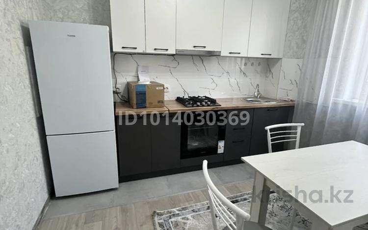 1-комнатная квартира · 32 м² · 2/2 этаж, мкр Достык, Мкр Достык, Жети Жаргы — Яссауи-Абая за 170 000 ₸ в Алматы, Ауэзовский р-н — фото 3