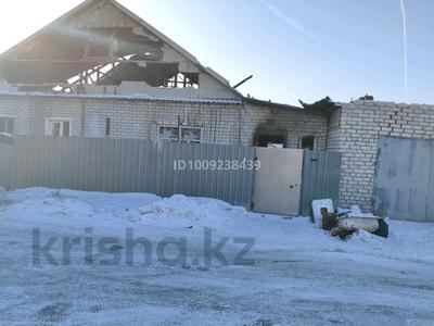 Отдельный дом · 4 комнаты · 100 м² · 5.5 сот., 1 лодочная 1 за 12 млн 〒 в Семее