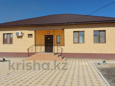 Отдельный дом • 5 комнат • 185 м² • 10 сот., Алиева-Курмангазы за 53 млн 〒 в Атырау