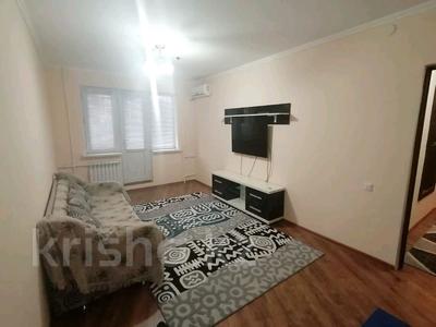 2-бөлмелі пәтер, 60 м², 2/5 қабат ай сайын, Иляева Момышулы КФС 17, бағасы: 160 000 〒 в Шымкенте